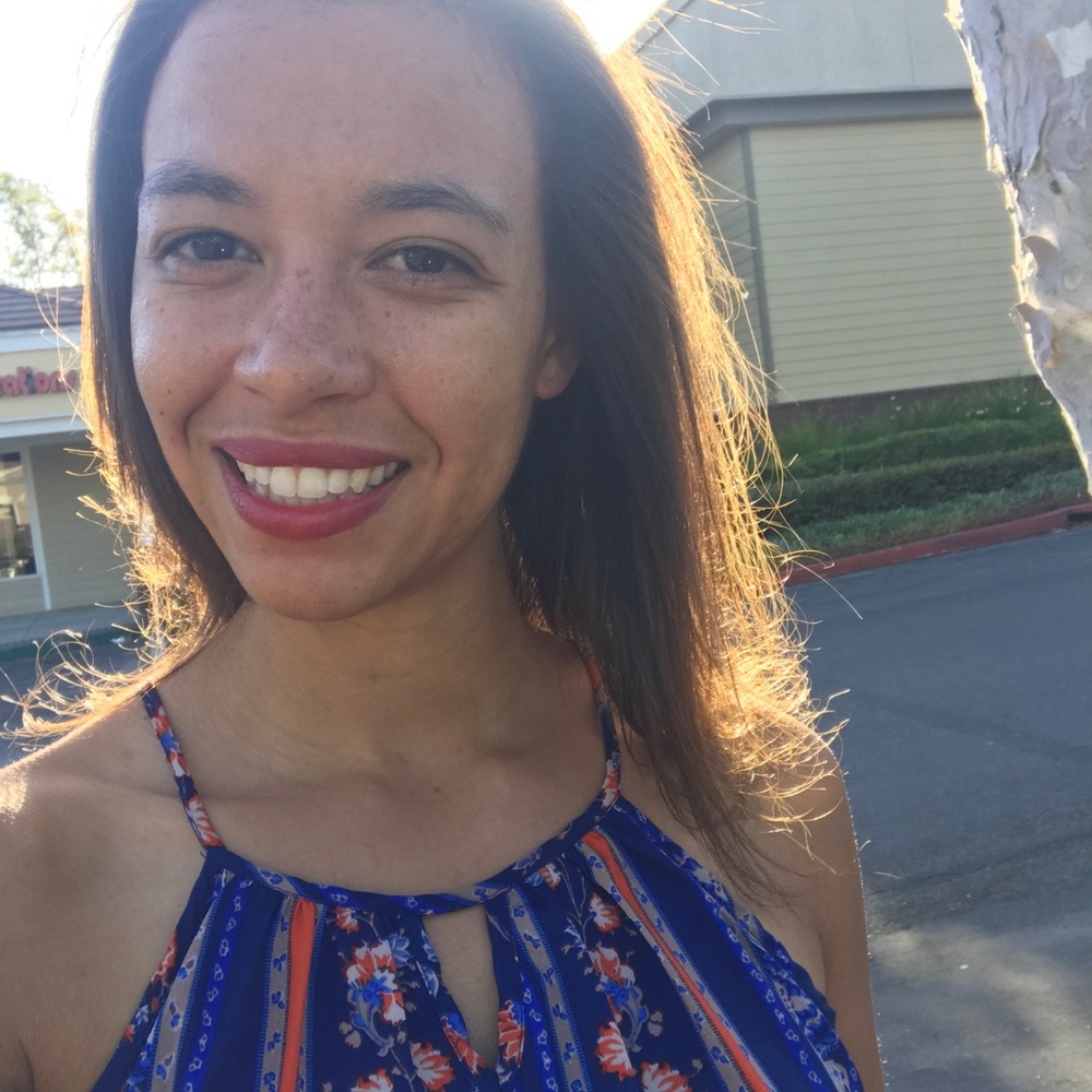 Meet your Posher, Nicole